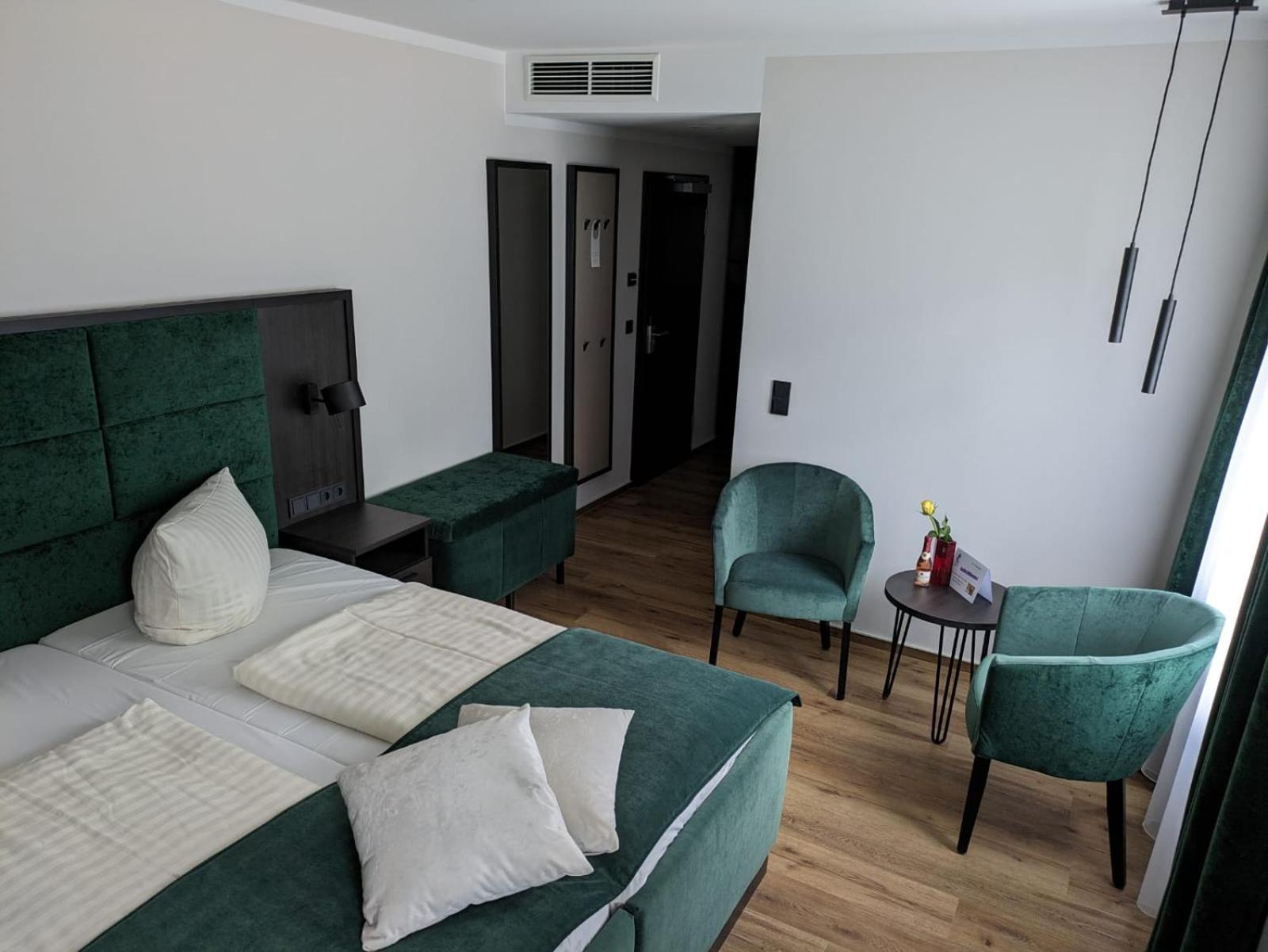 Seehotel Ecktannen Waren  Luaran gambar
