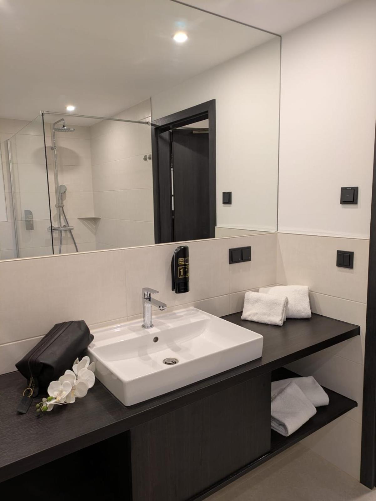 Seehotel Ecktannen Waren  Luaran gambar