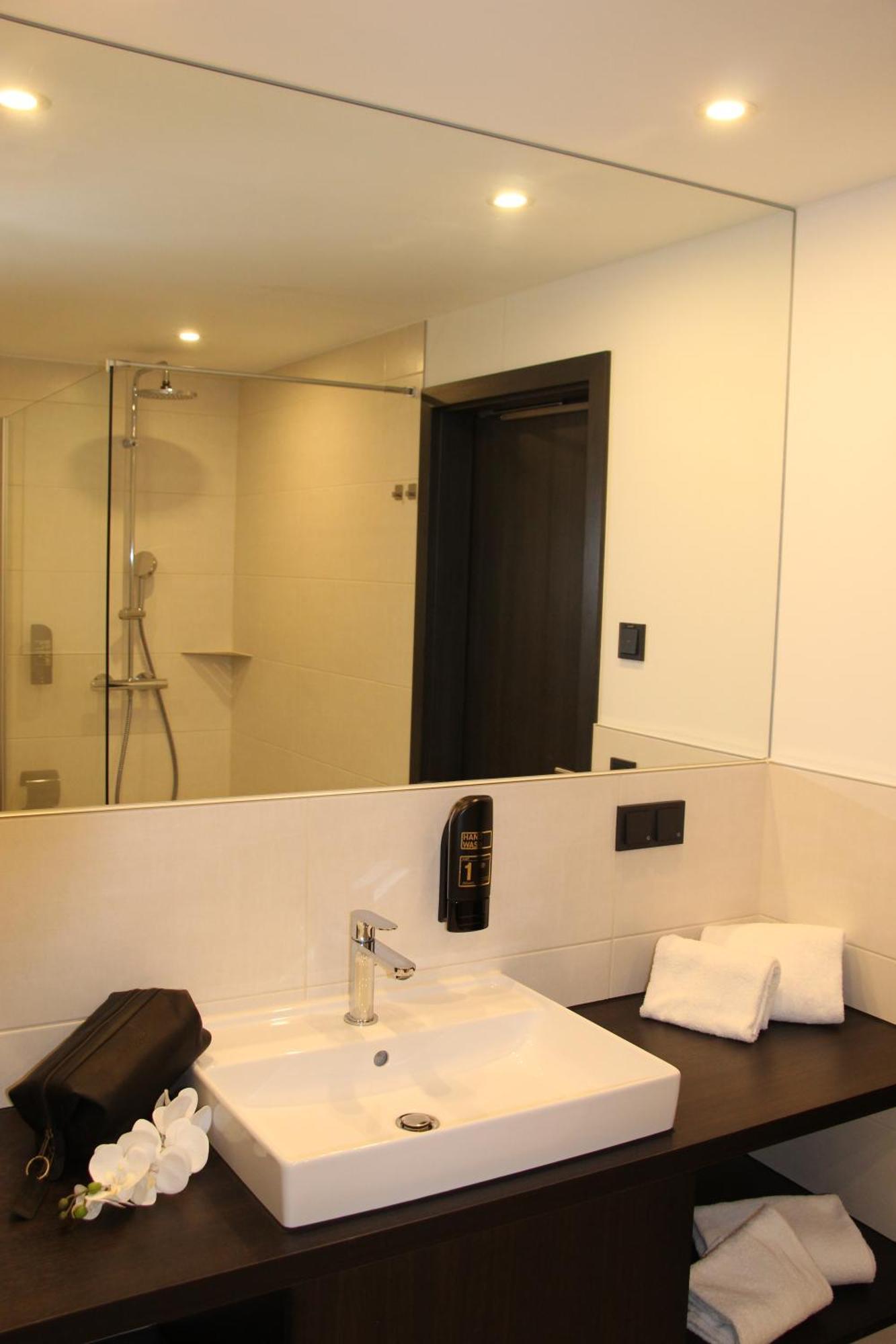 Seehotel Ecktannen Waren  Luaran gambar